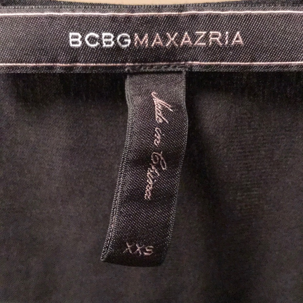 blouse - Picture 3 of 3